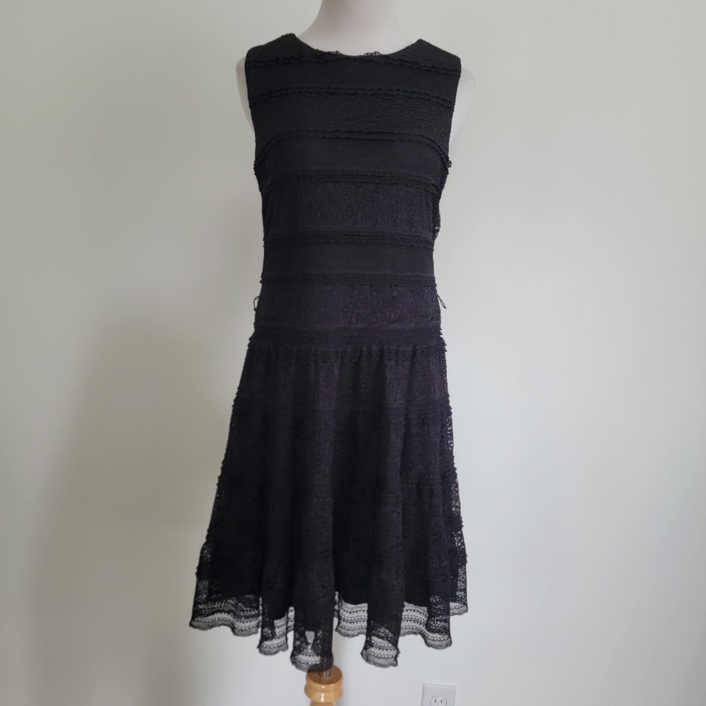 ChrisMcLaughlin Black Sleeveless Soft Lace Round Neck Mini Dress Fit&Flare Sz 8